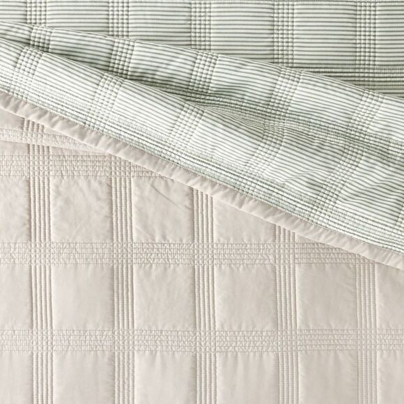 Open Box - King Grid Stitched Quilt Taupe/Green/Cream - Heart Taupe/Green/Cream - Picture 3 of 3